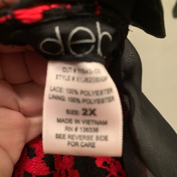 Black and red lace- Bow back - Picture 3 of 3